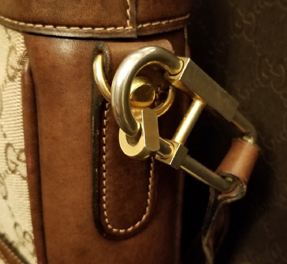 ๐SOLD๐ Authentic Vintage 70s Gucci Shoulder Bag - Picture 4 of 8